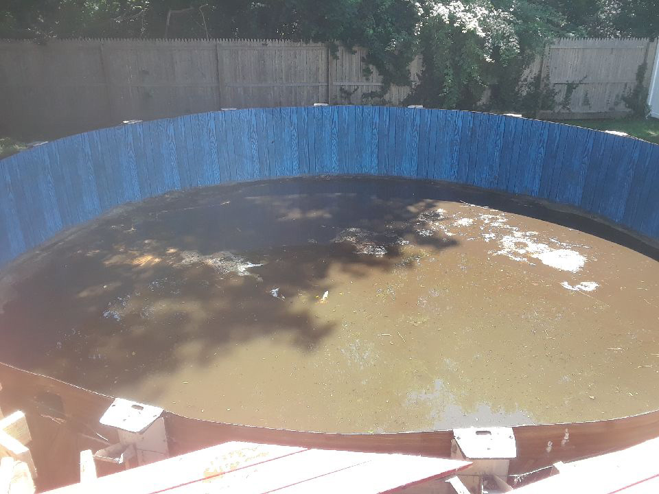 Featured image for “Common Challenges in Vinyl Liner Replacement (and How Pros Handle Them)”